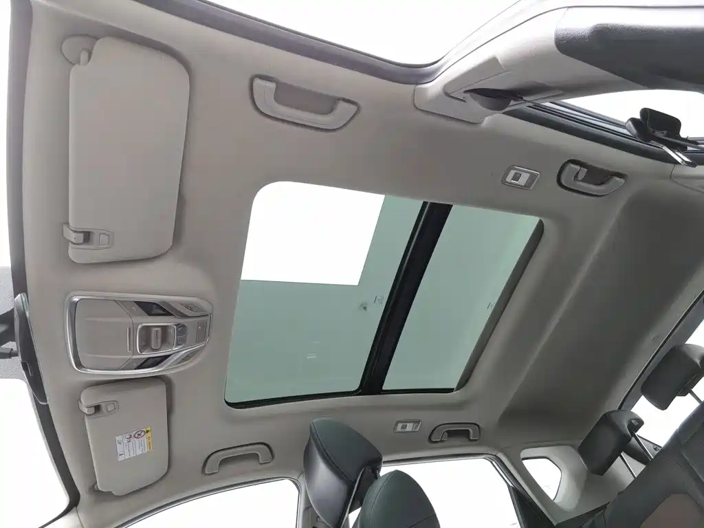 Geely Binyue — миниатюра 14