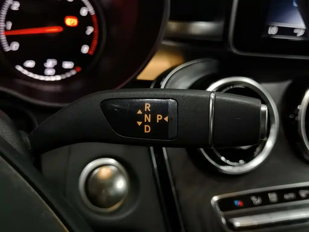 Mercedes-Benz C-Class — миниатюра 13