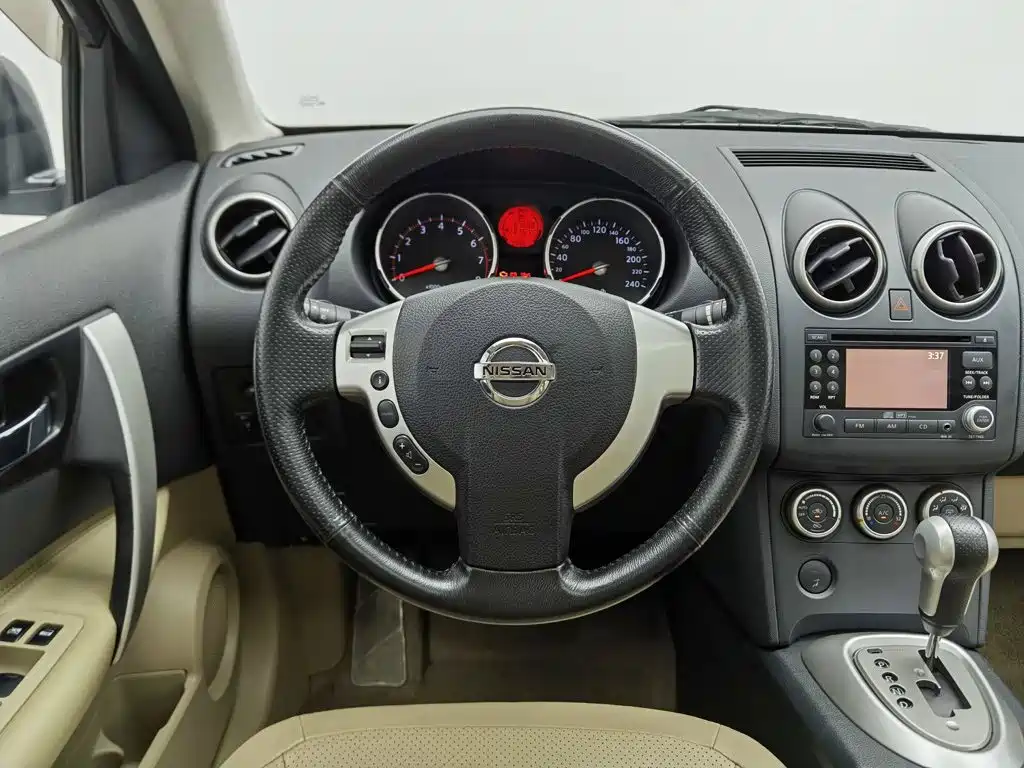 Nissan Qashqai — миниатюра 11