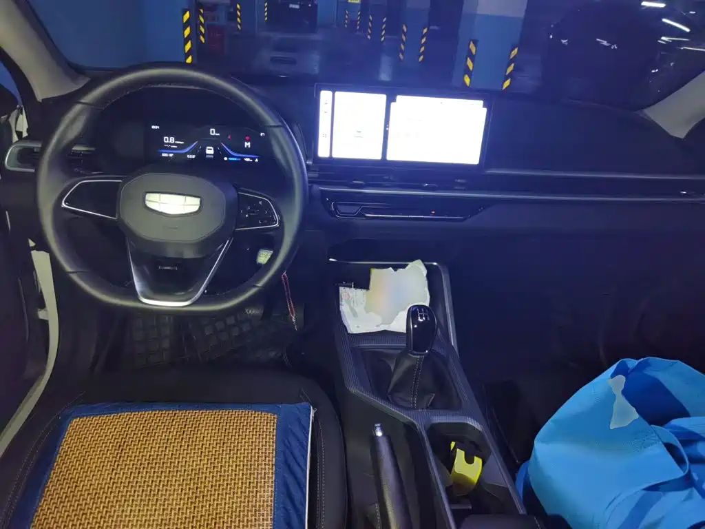 Geely Emgrand — миниатюра 5