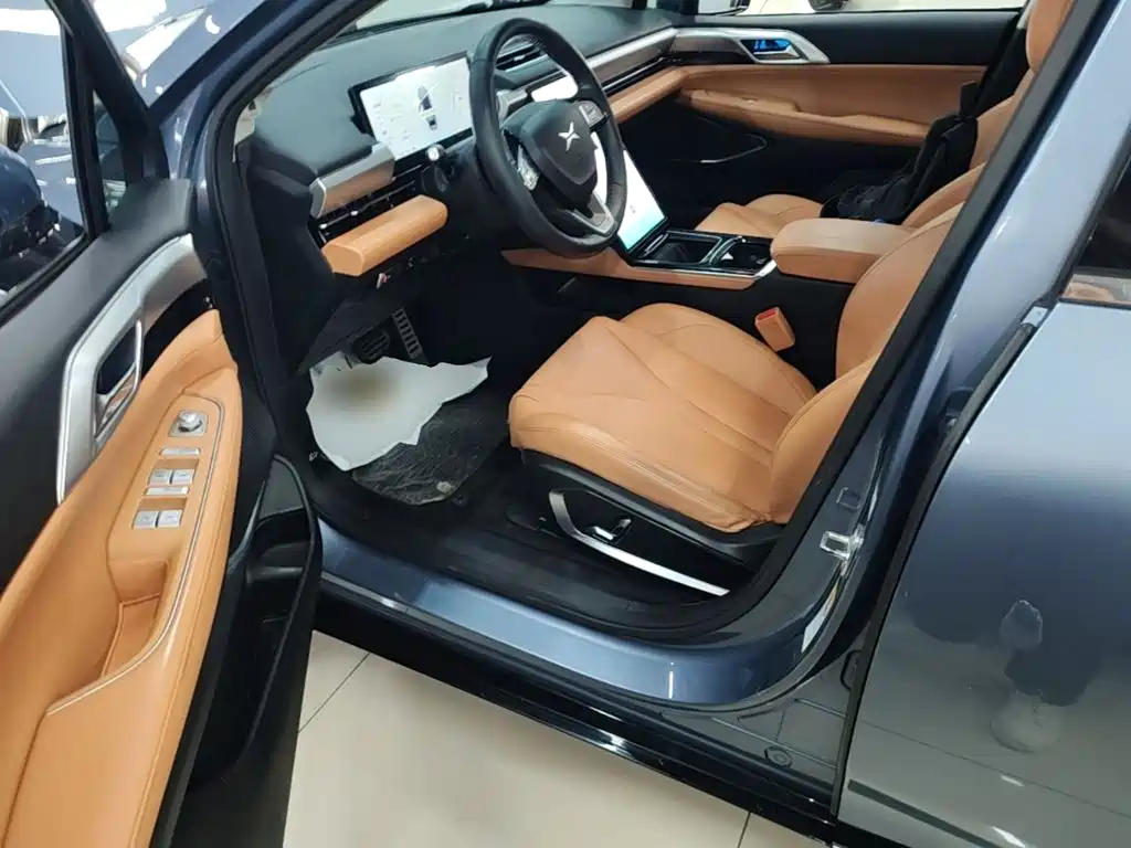 XPeng P5 — миниатюра 21