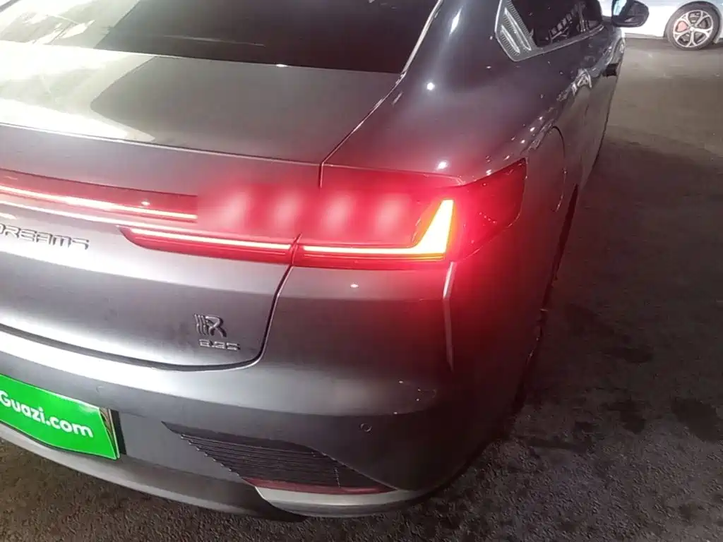 BYD Han — миниатюра 8