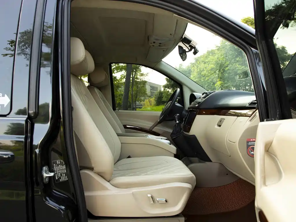 Mercedes-Benz Viano — миниатюра 16