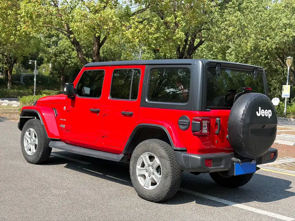Jeep Wrangler — миниатюра 11