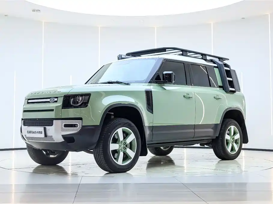 Land Rover Defender 2023