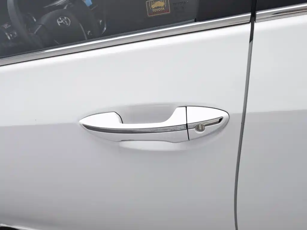 Toyota Corolla — миниатюра 18