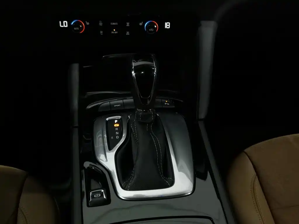 Buick Regal — миниатюра 13
