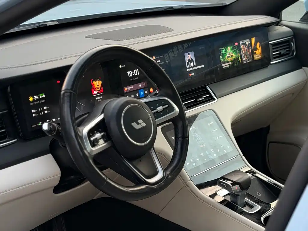 Li Auto Li ONE — миниатюра 10