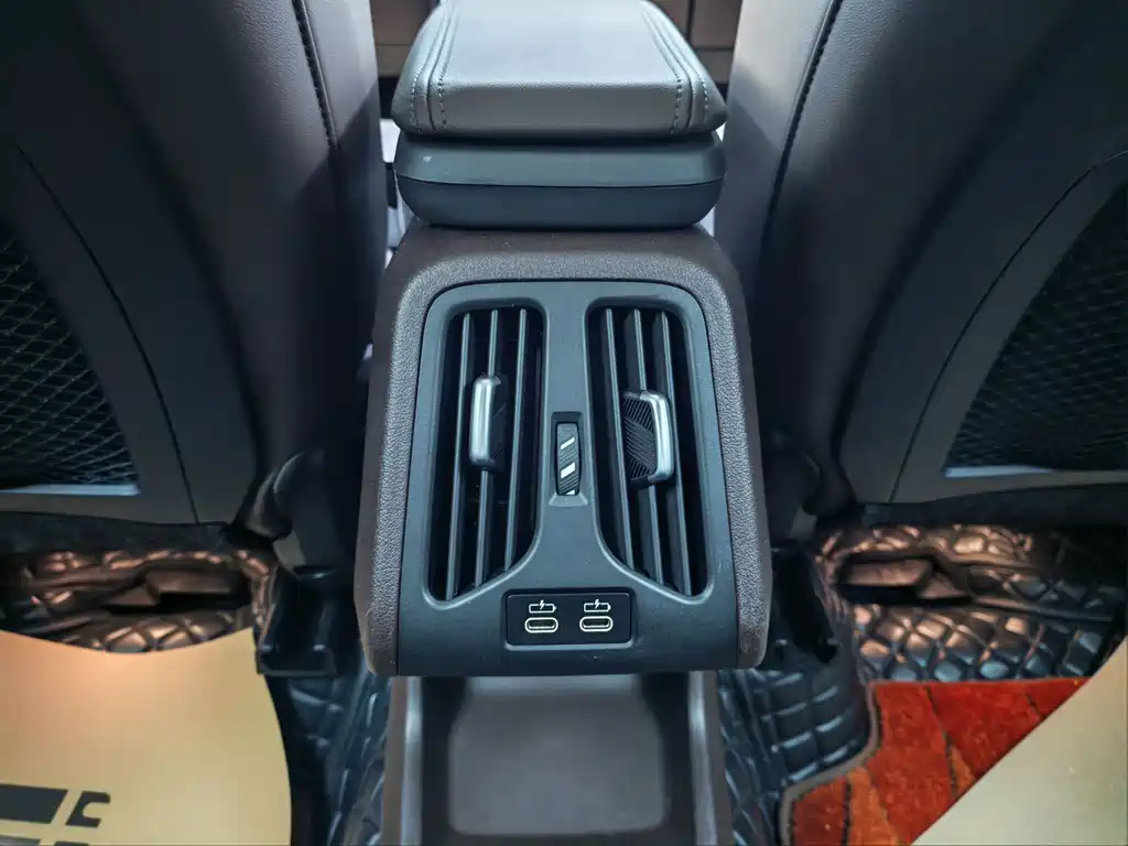 BMW X1 — миниатюра 17