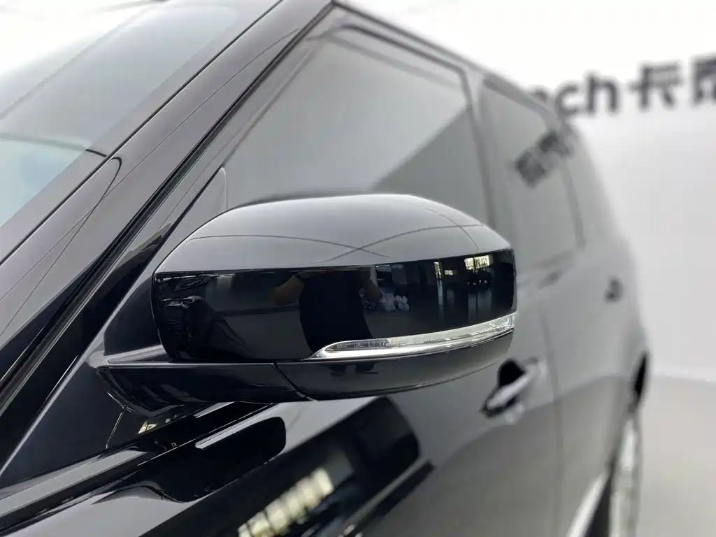 Land Rover Range Rover — миниатюра 13