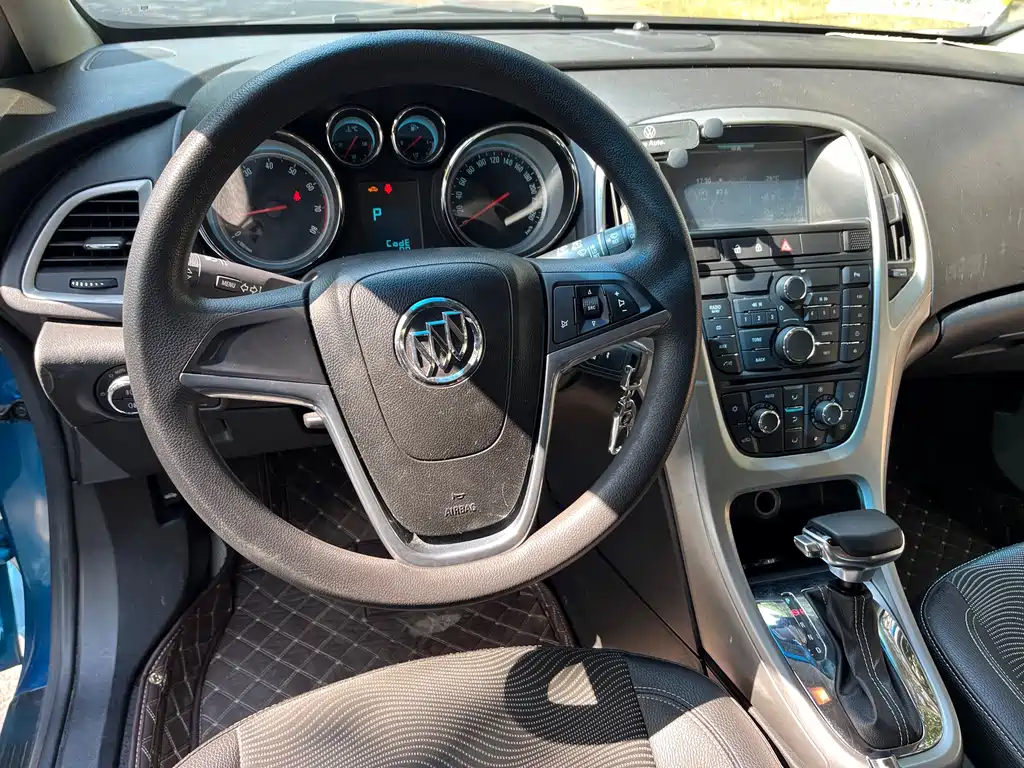 Buick Excelle — миниатюра 7