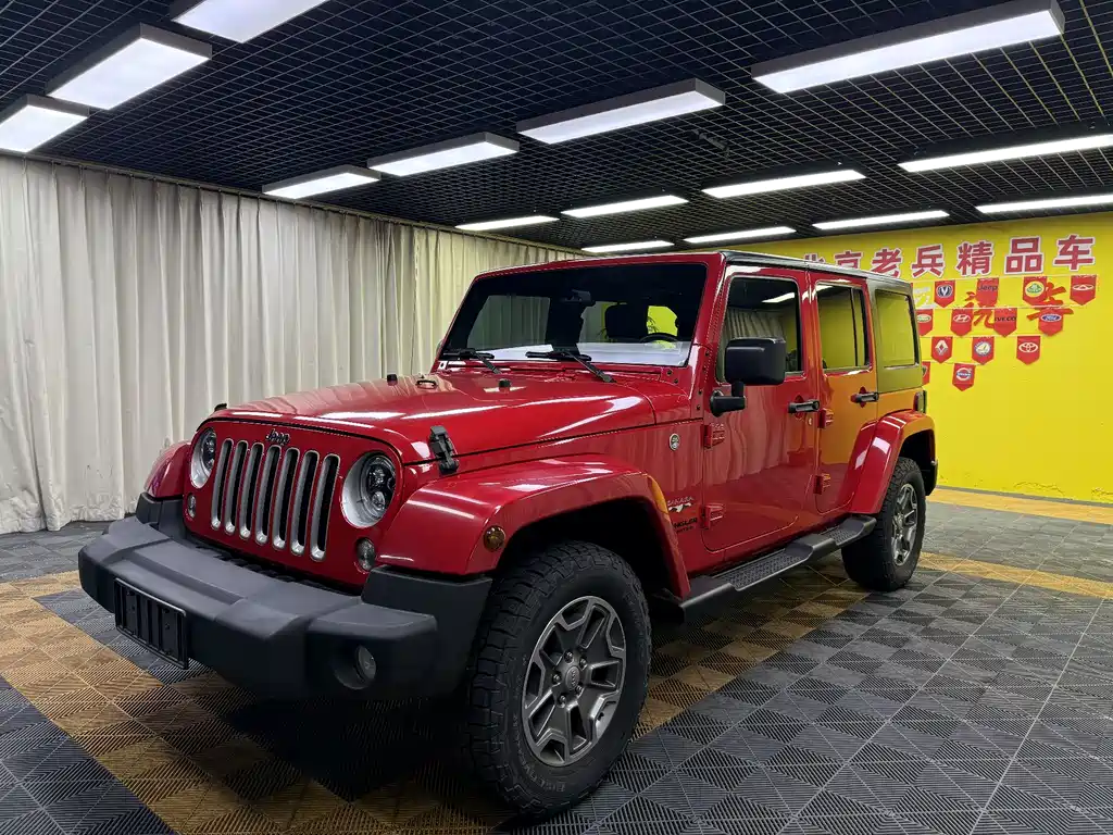 Купить Jeep Wrangler