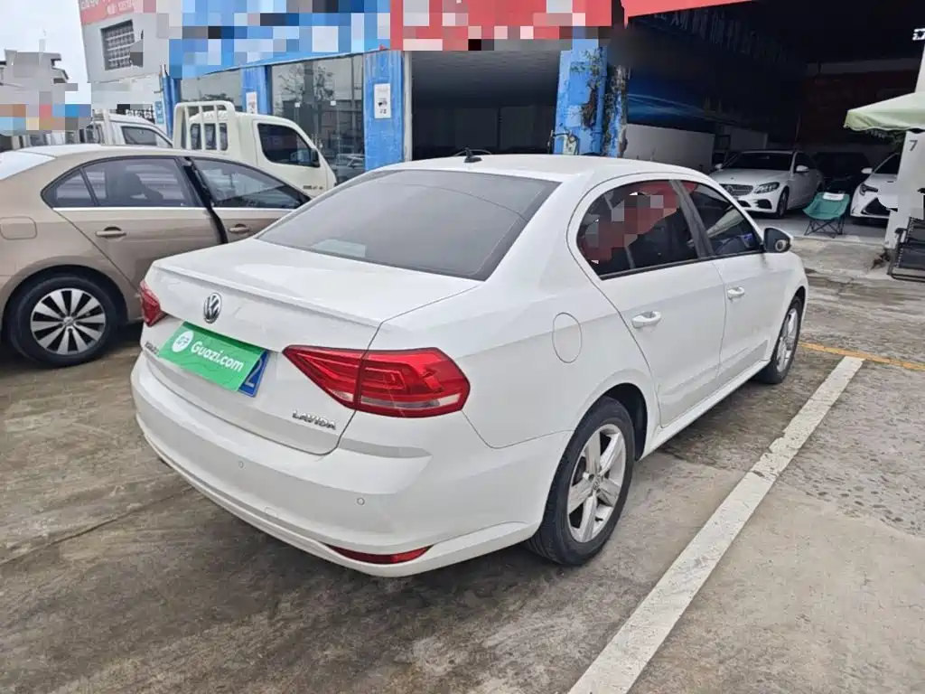 Volkswagen Lavida — миниатюра 7