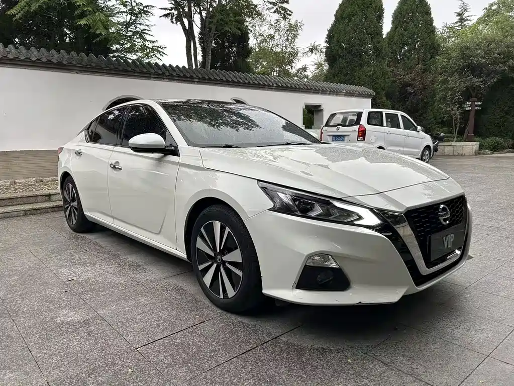 Nissan Teana — миниатюра 3
