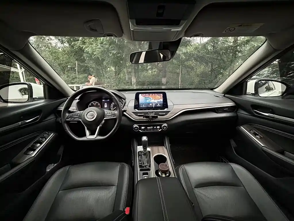 Nissan Teana — миниатюра 9
