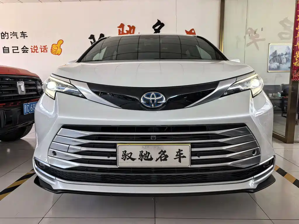 Toyota Sienna 2022