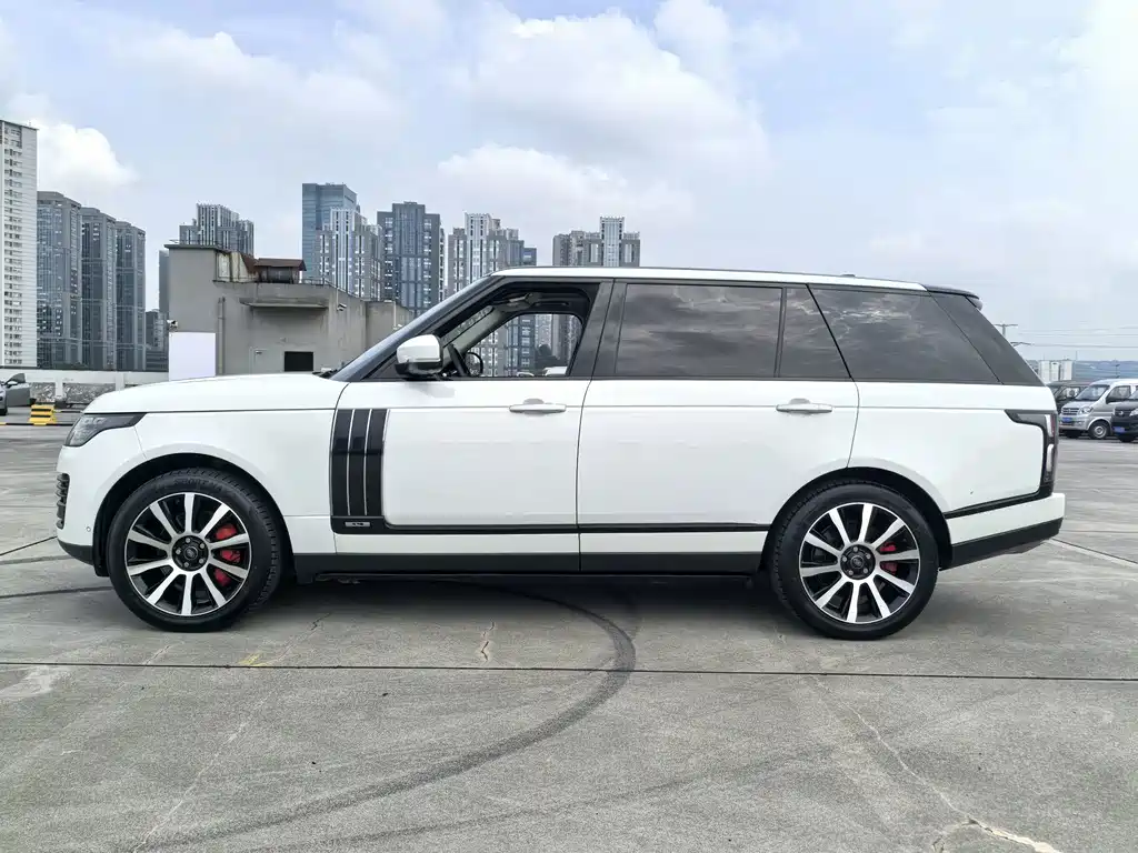 Land Rover Range Rover — миниатюра 11