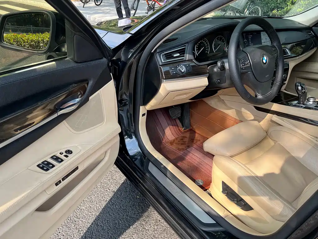 BMW 7 Series 7 2011 730Li Elegant