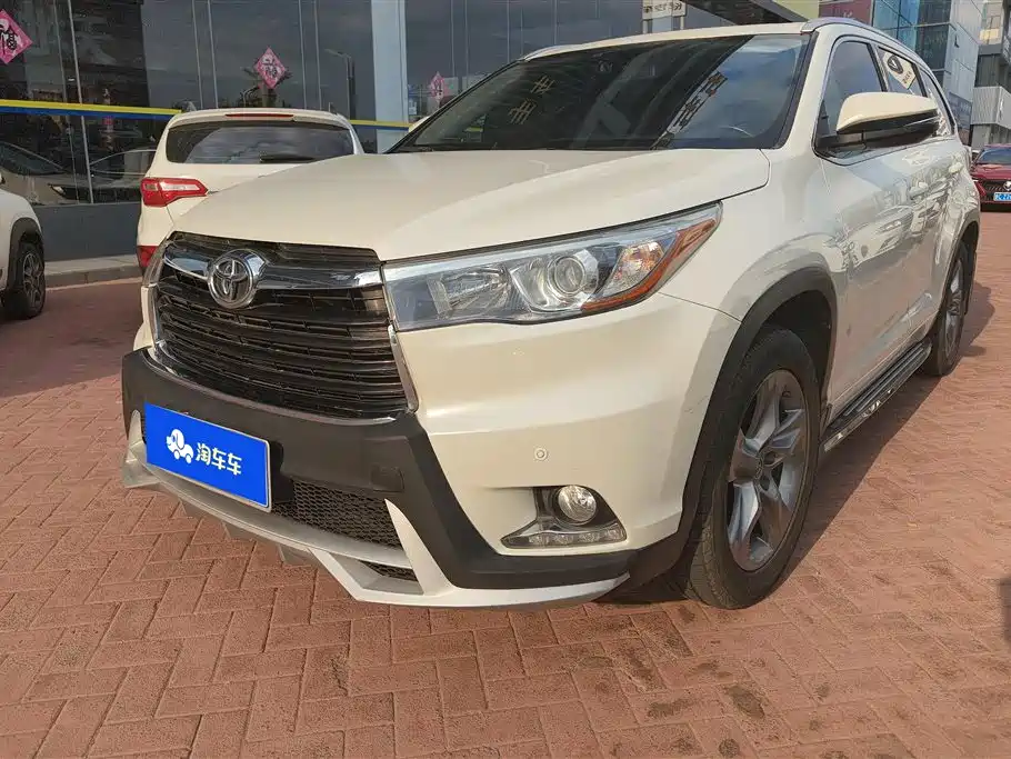 Toyota Highlander 2016