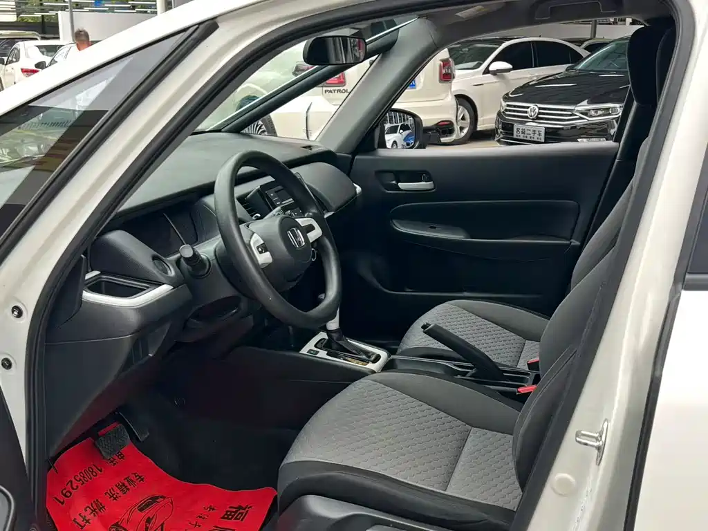 Honda Fit — миниатюра 7