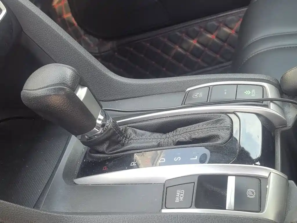 Honda Civic — миниатюра 13