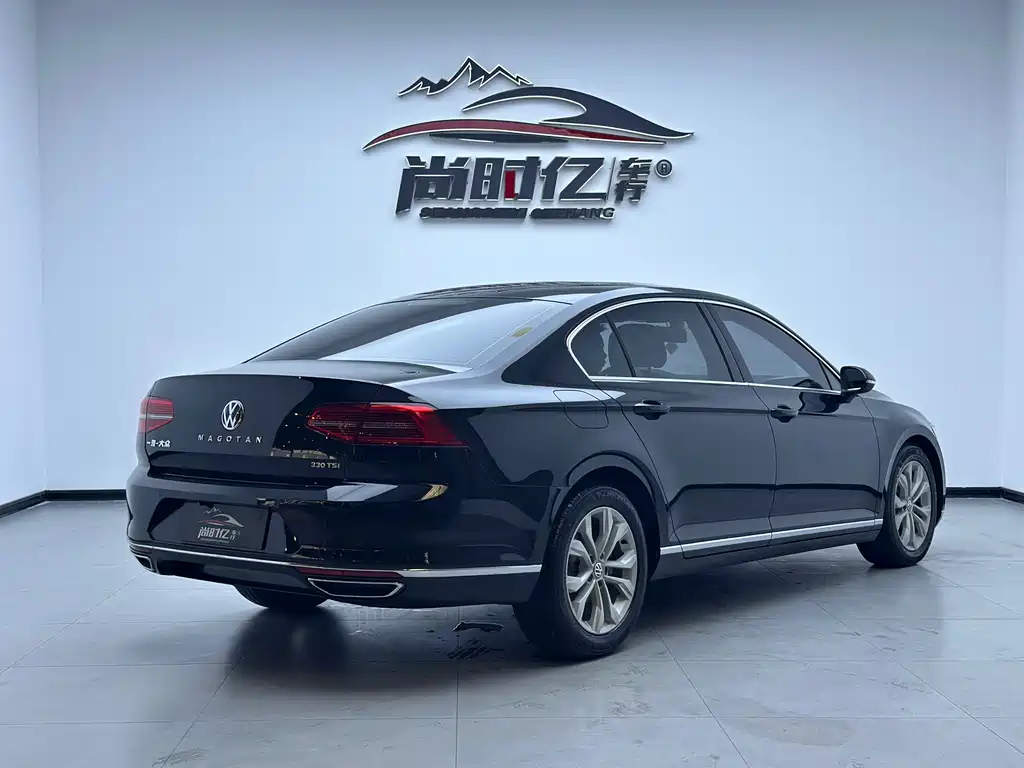 Volkswagen Magotan 2017 330TSI DSG Luxury