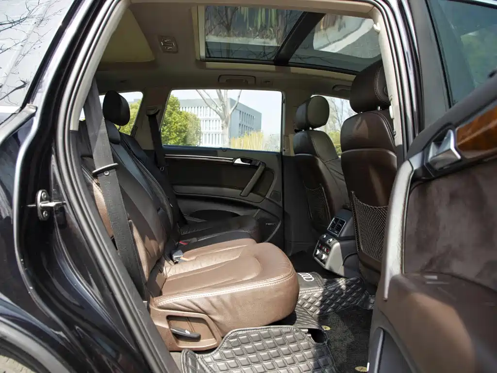 Audi Q7 — миниатюра 13
