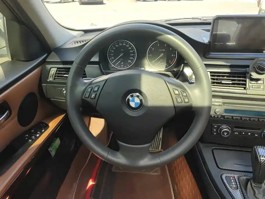 BMW 3 Series — миниатюра 15