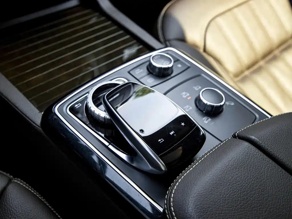 Mercedes-Benz GLS — миниатюра 28