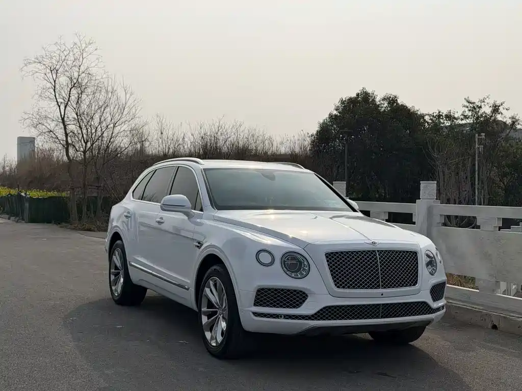 Bentley Bentayga — миниатюра 2
