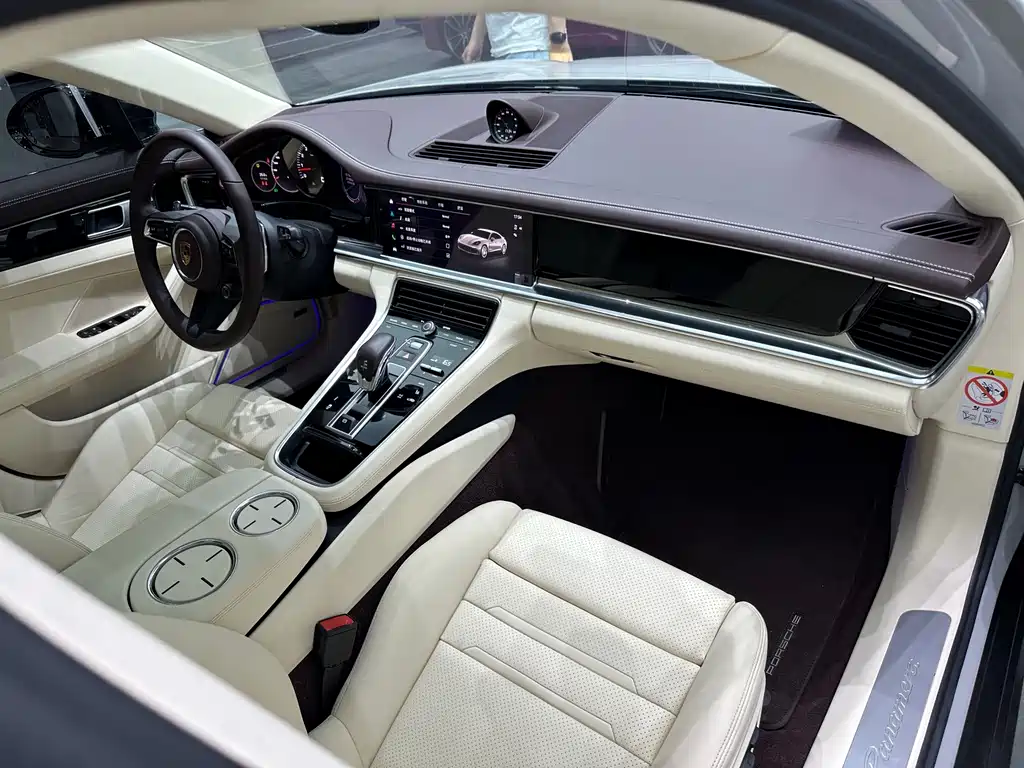 Porsche Panamera — миниатюра 6