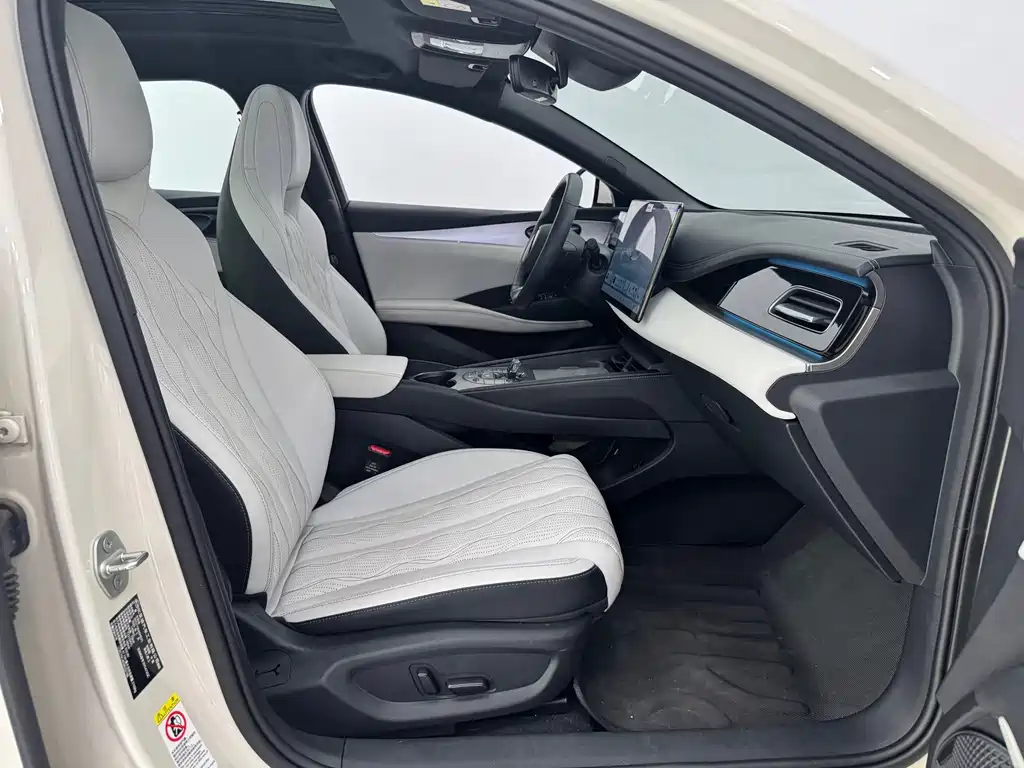 BYD Seal 06 — миниатюра 10