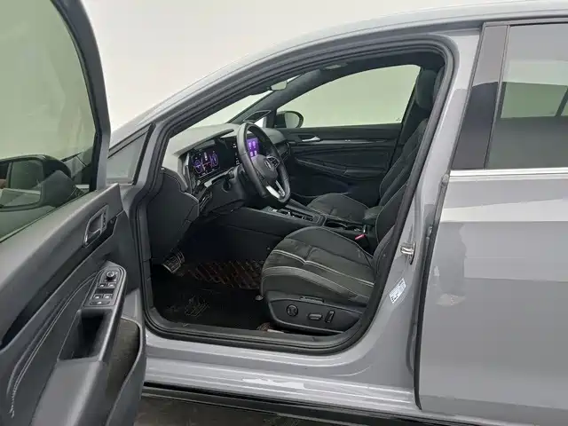Volkswagen Golf — миниатюра 10