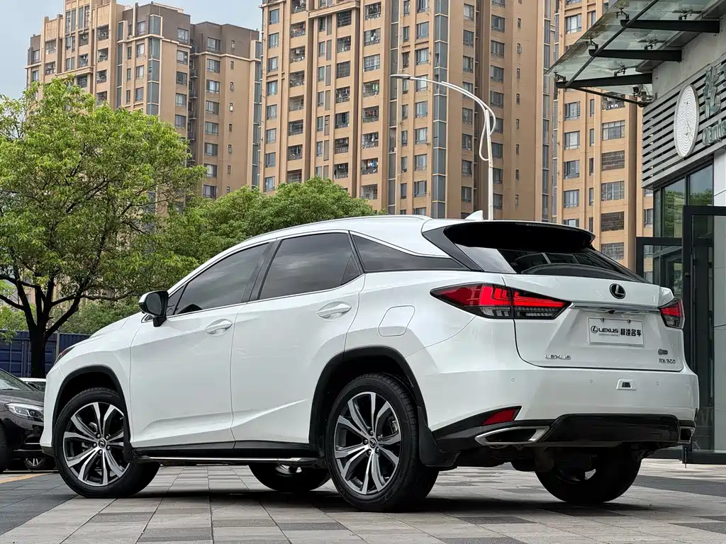 Lexus RX — миниатюра 4