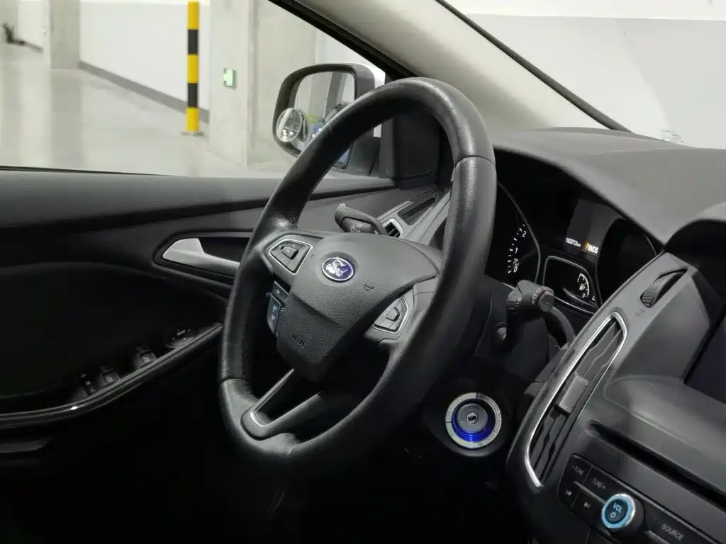 Ford Focus — миниатюра 22