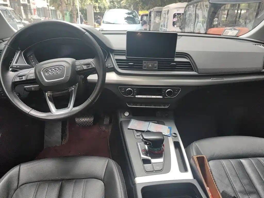 Audi Q5L — миниатюра 10