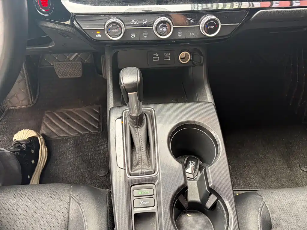 Honda Civic 180TURBO CVT Fashion Engine Edition, фото 10