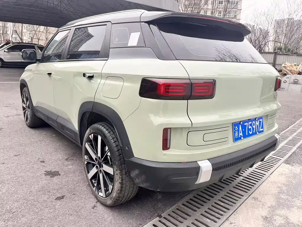 GEELY AUTOMOBILE GEELY ICON