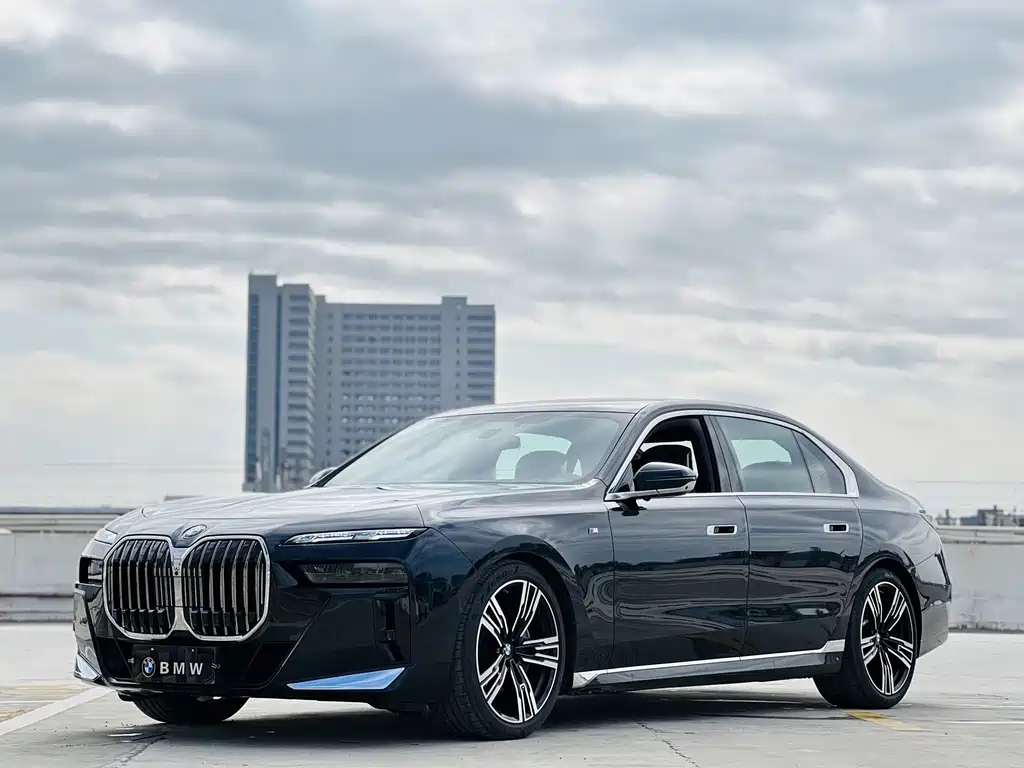 BMW 7 Series 2025