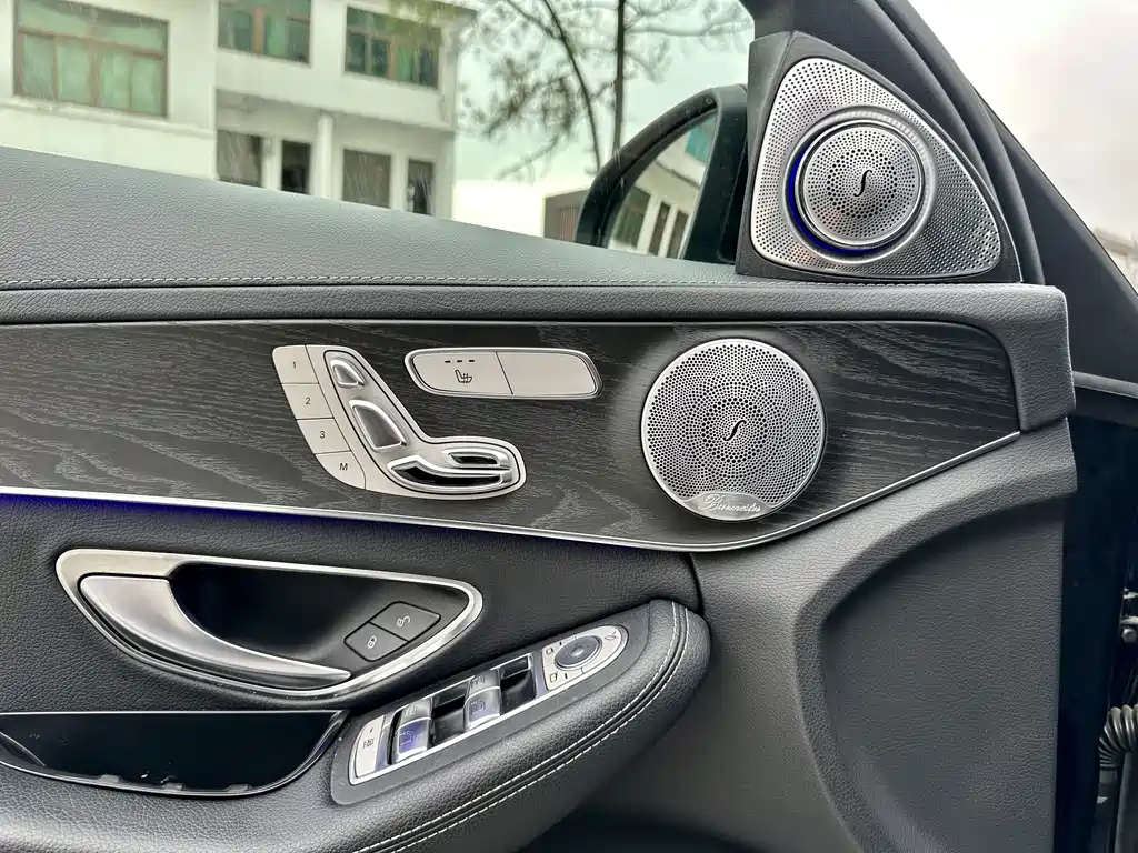 MERCEDES-BENZ C CLASS