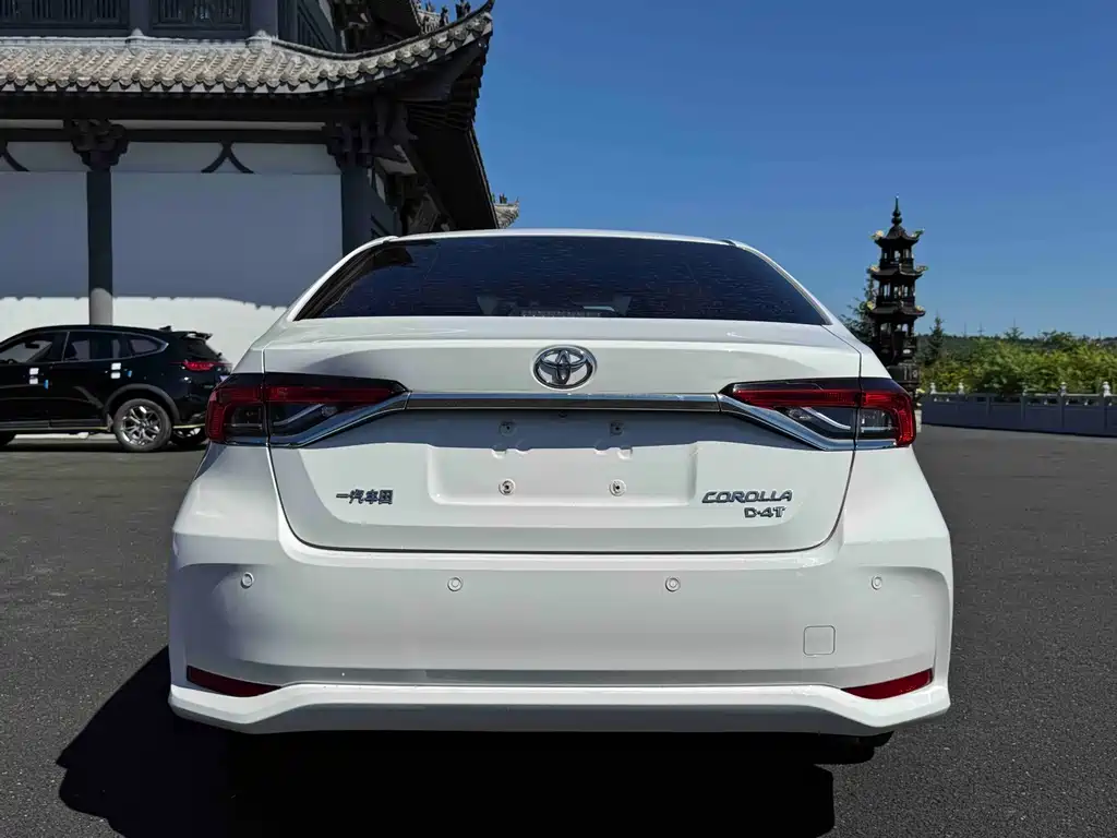 Toyota Corolla — миниатюра 5