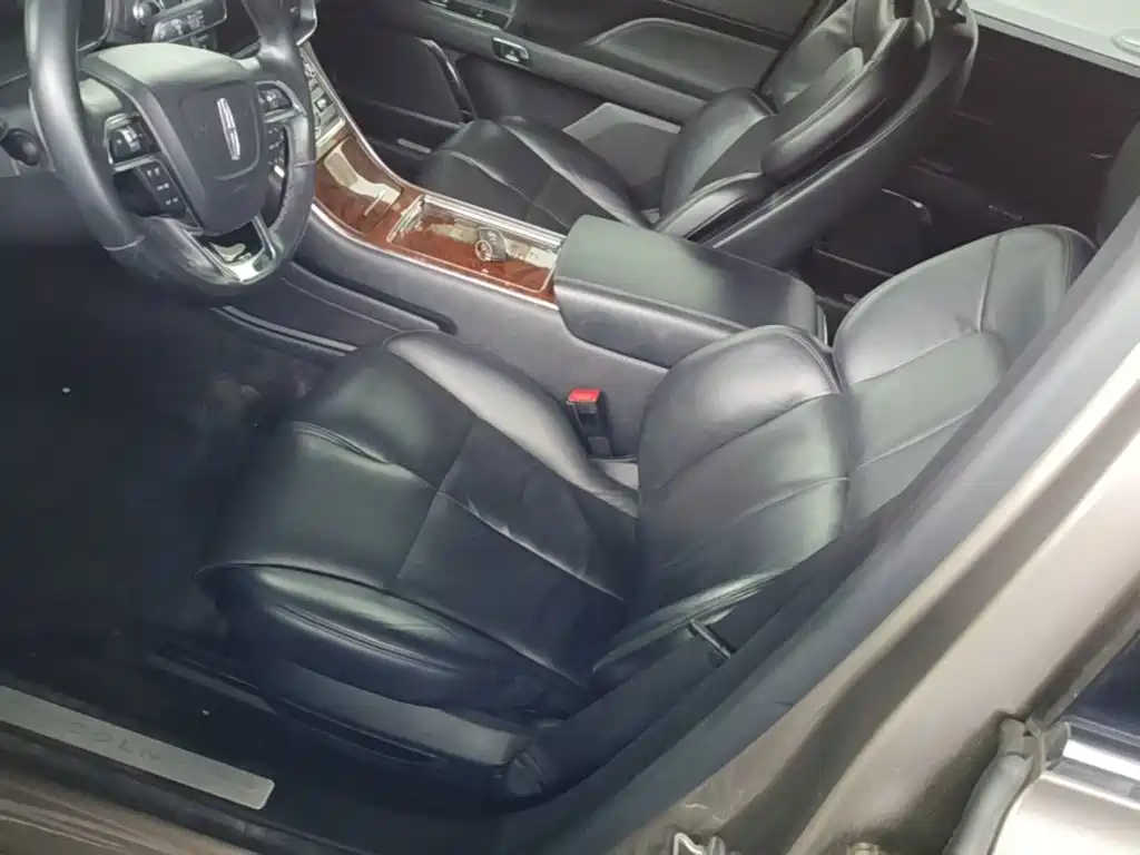 Lincoln Continental — миниатюра 15