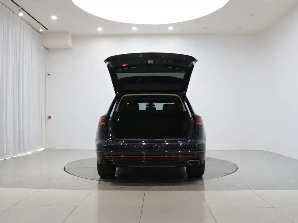 Volkswagen Touareg — миниатюра 9