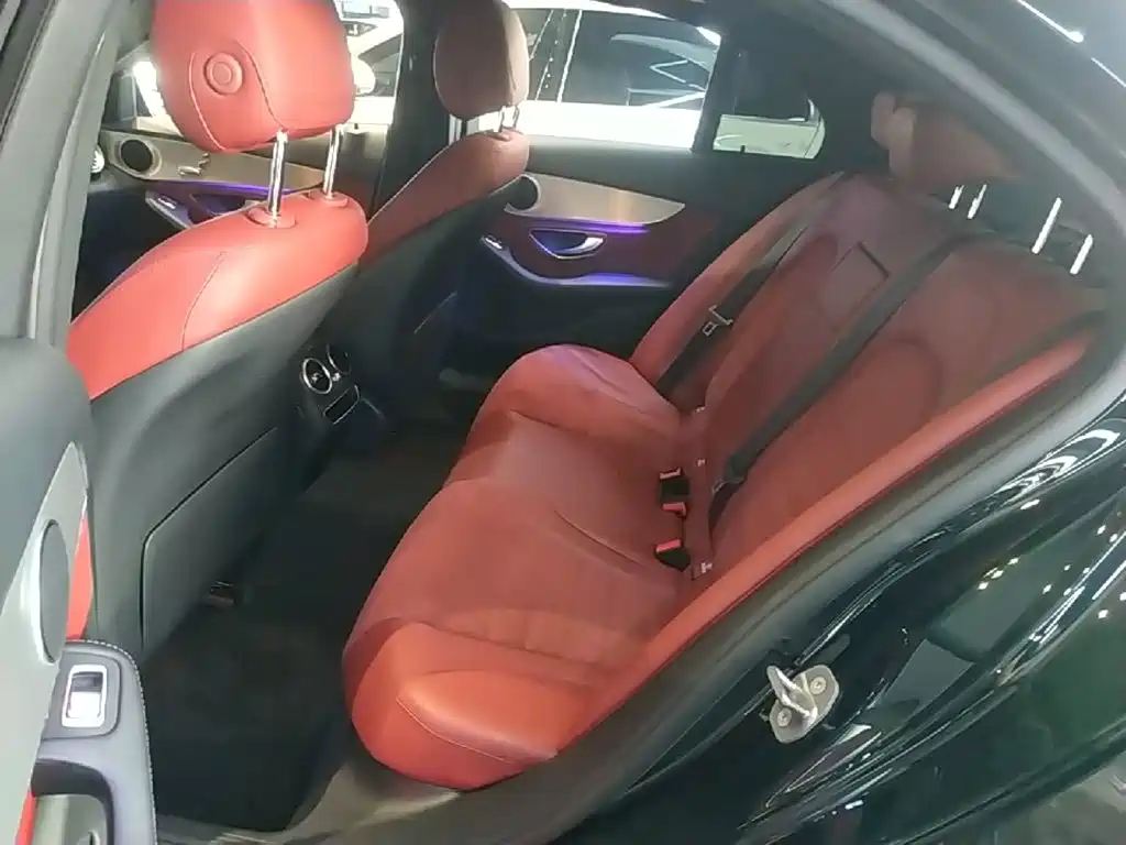 Mercedes-Benz C-Class — миниатюра 17