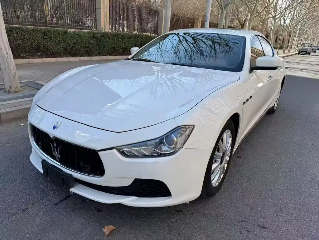 Maserati Ghibli 2015