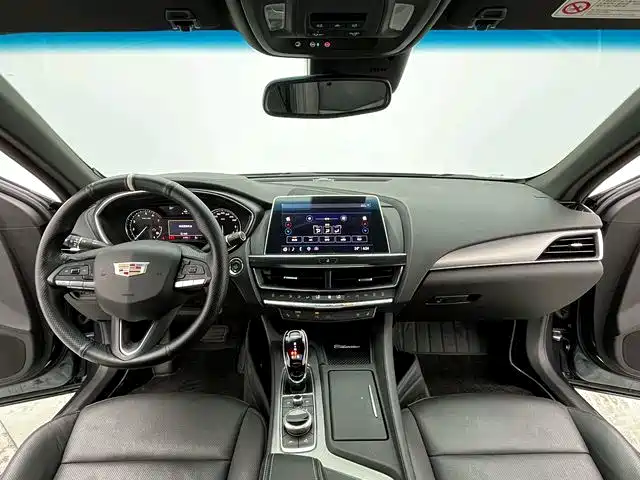 Cadillac CT5 — миниатюра 9