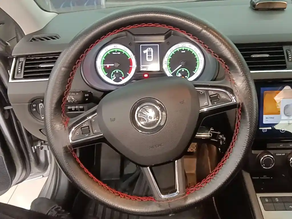 Skoda Octavia — миниатюра 11