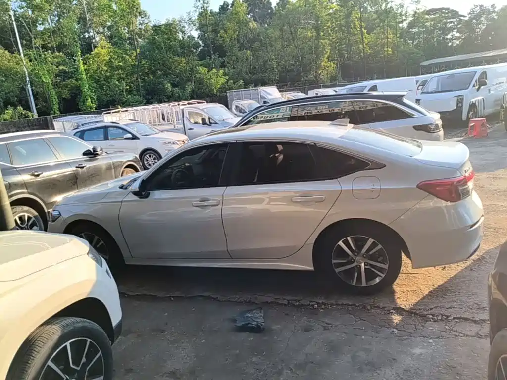 Honda Civic — миниатюра 5