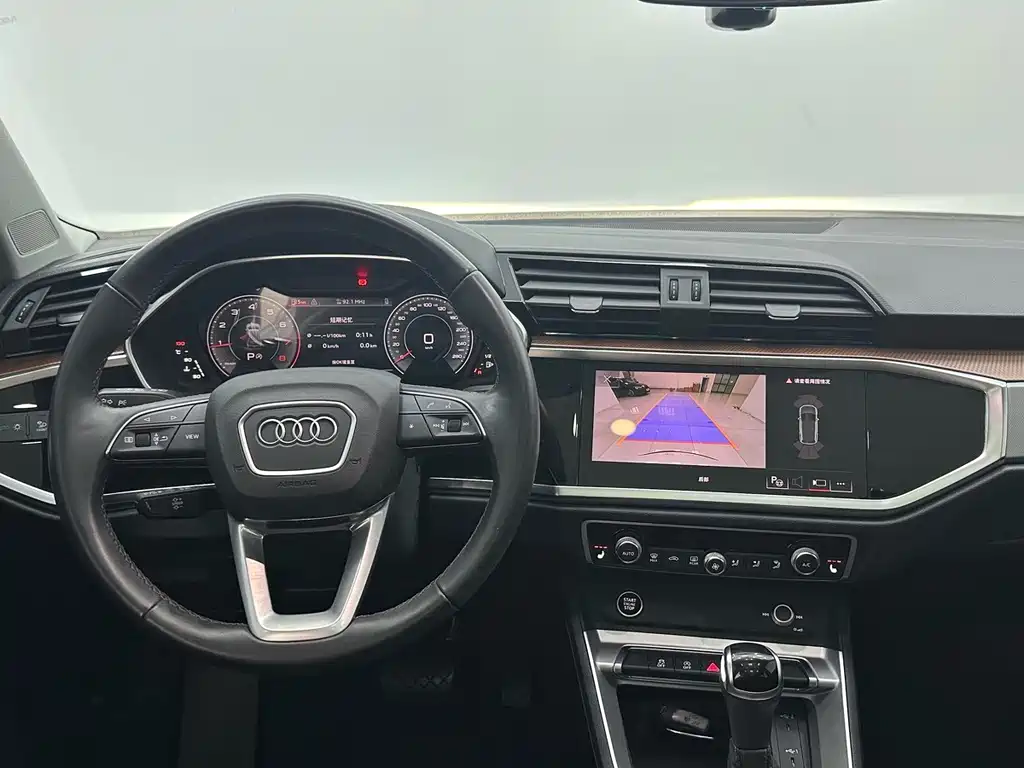 Audi Q3 — миниатюра 10