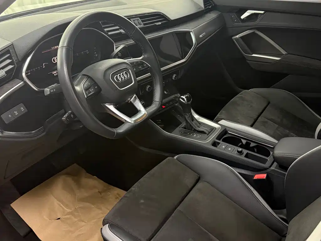 Audi Q3 — фотографии объявления, Фото 14